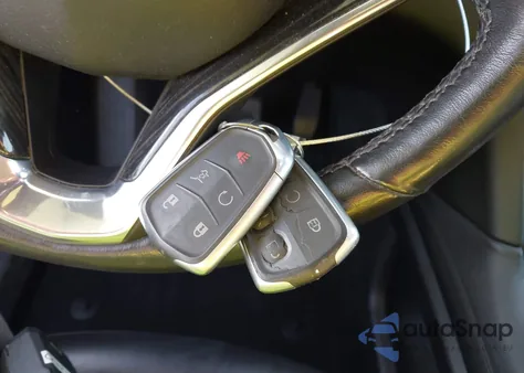 2020 Cadillac Xt6 Fwd Premium Luxury z USA, uszkodzony, nr VIN 1GYKPCRS5LZ132899